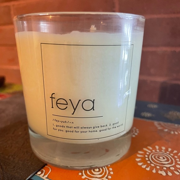 Brand New Feya Christmas Holiday Scented Candle Cranberry Apple Marmalade NWT - Picture 12 of 12